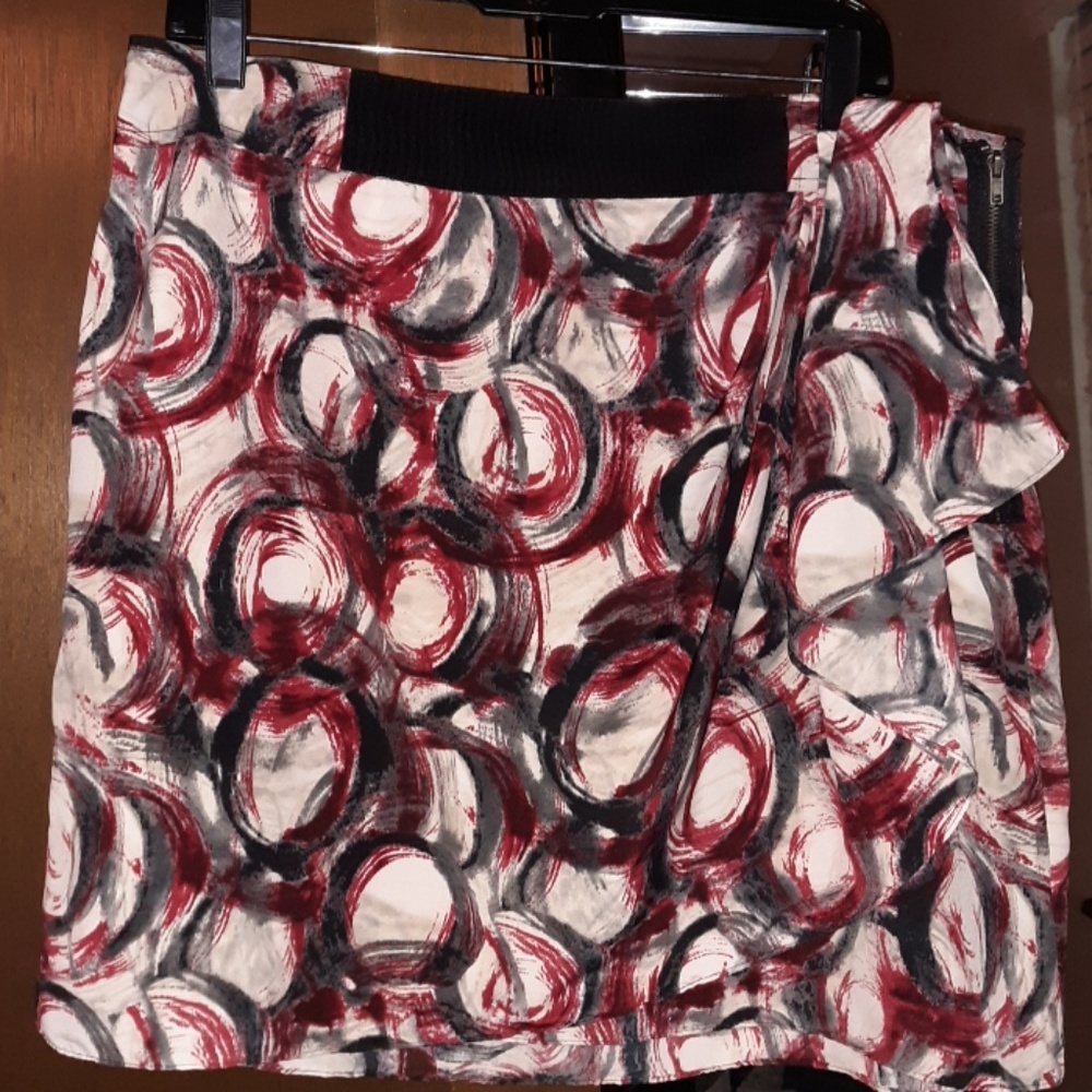 Simply Vera skirt